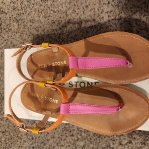 Sun + Stone Women's Pink and Tan Sandals